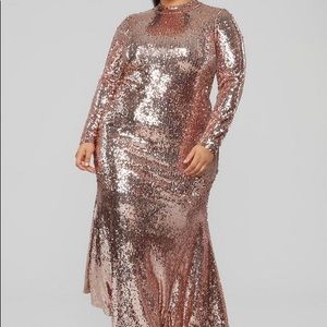 Practically Famous Sequin Dress - Rose Gold